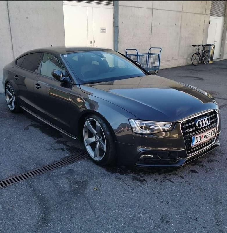 Gebraucht Audi A5 Sportback Sport 177 PS (130 kW) 2013 Grau Kleinwagen