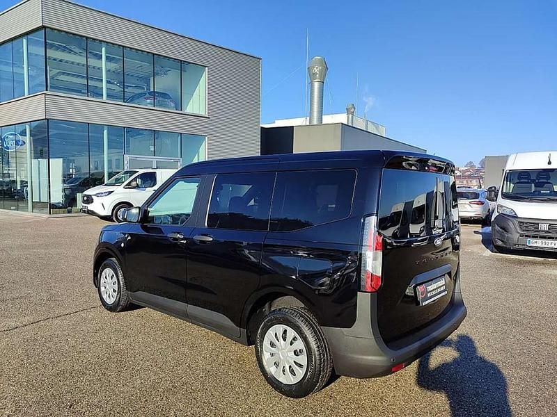 Neu Ford Tourneo Trend 125 PS (91 kW) 2026 Kombi