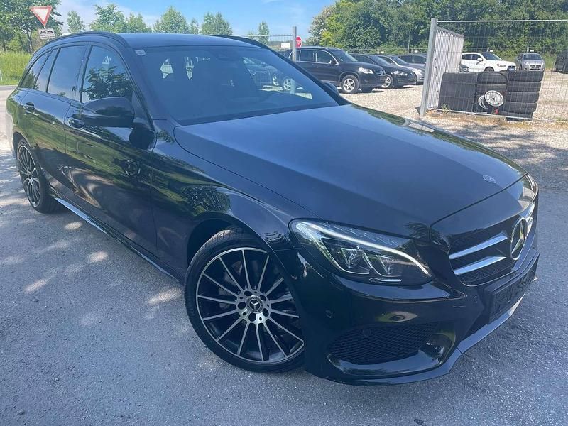 Schwarz Gebraucht 2017 Mercedes C250 AMG line Kombi | € 21.900 (Superpreis) - Bild 1/4