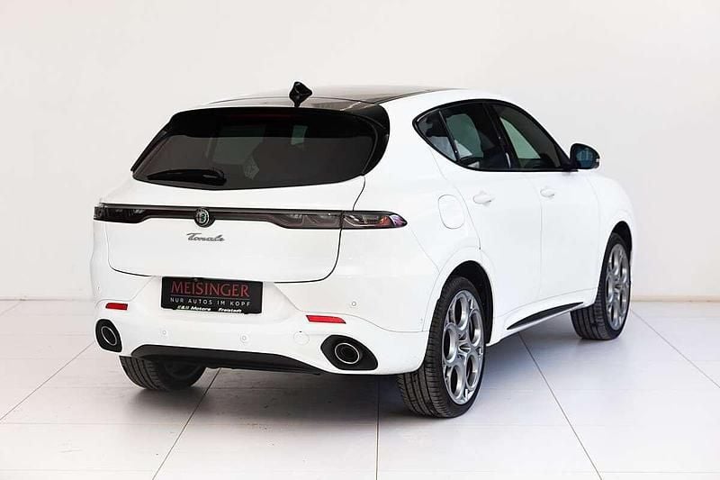 Gebraucht Alfa Romeo Tonale 179 PS (131 kW) 2025 Silber SUV