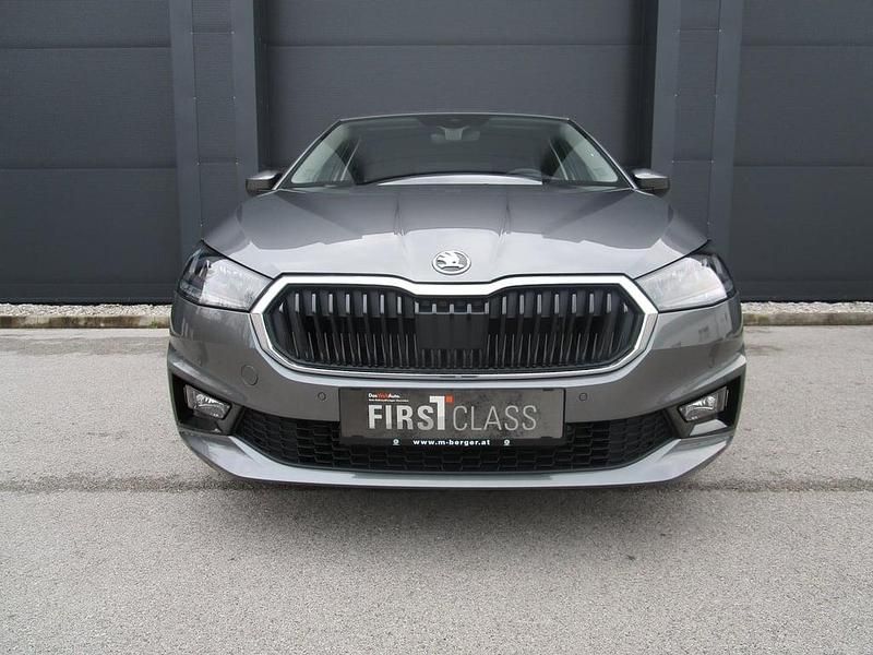 Gebraucht Skoda Fabia Selection 95 PS (69 kW) 2025 Mittelgrau  metallic Kleinwagen