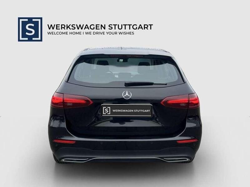 Gebraucht Mercedes B180 Progressive 136 PS (100 kW) 2024 Schwarz Van / Kleinbus