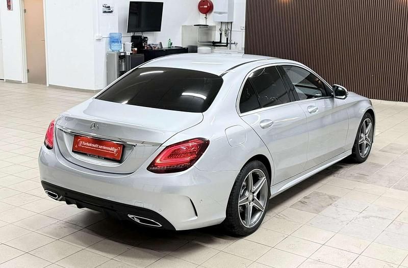 Gebraucht Mercedes C220 AMG line 194 PS (142 kW) 2018 Grau Limousine
