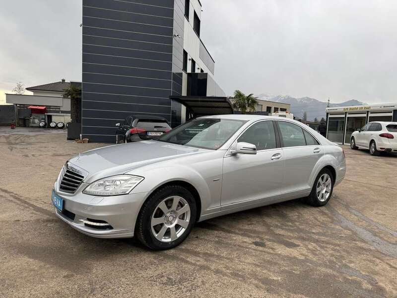 Grau Gebraucht 2012 Mercedes S350 Limousine | € 24.900 - Bild 1/4