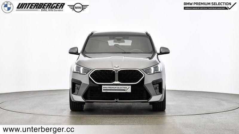 Gebraucht BMW X2 M Sport 163 PS (119 kW) 2025 Grau SUV