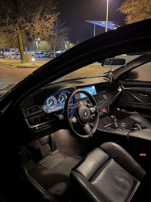 Gebraucht BMW 525 204 PS (150 kW) 2011 Schwarz Limousine
