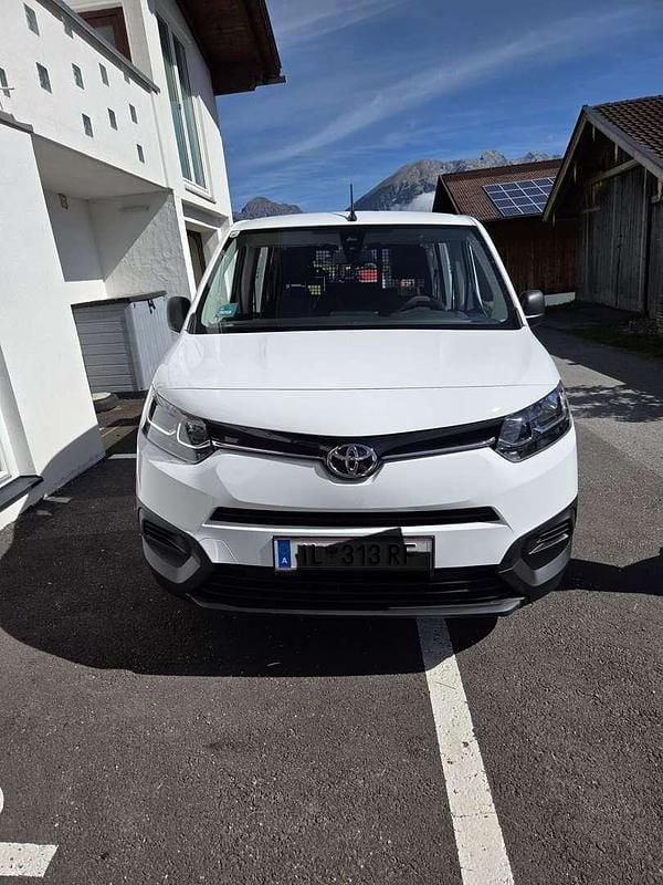 Gebraucht 2022 Toyota Proace Verso City Kombi | € 20.000 (Fairer Preis) - Bild 1/4