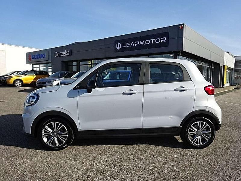 Gebraucht Leapmotor T03 69 kW (95 PS) 2025 Silber Kleinwagen