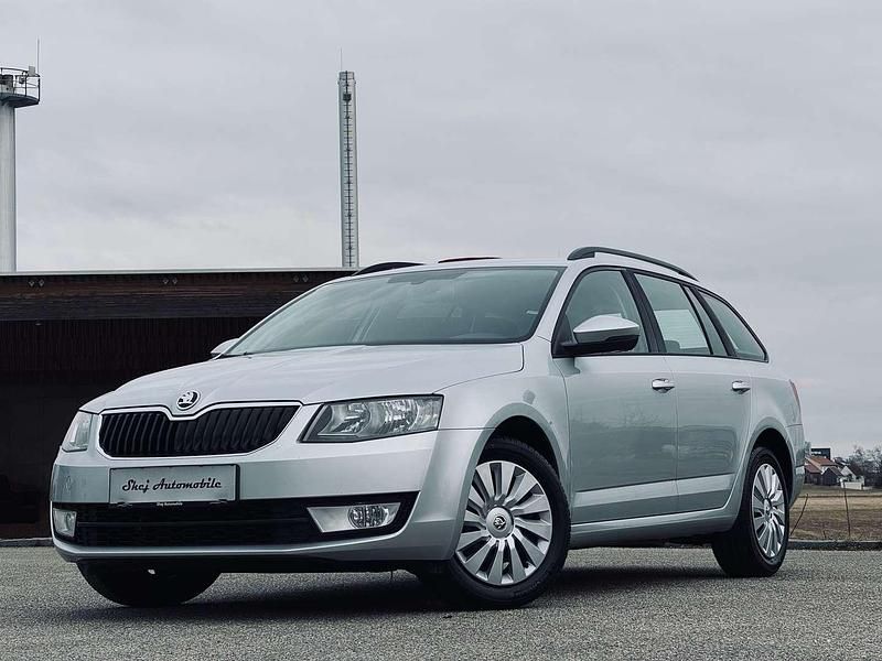 Gebraucht Skoda Octavia Ambition 110 PS (80 kW) 2015 Grau Kleinwagen