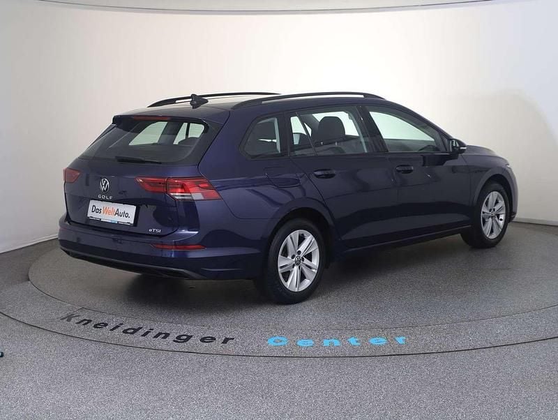 Gebraucht VW Golf VIII Life 150 PS (110 kW) 2023 Blau Kombi