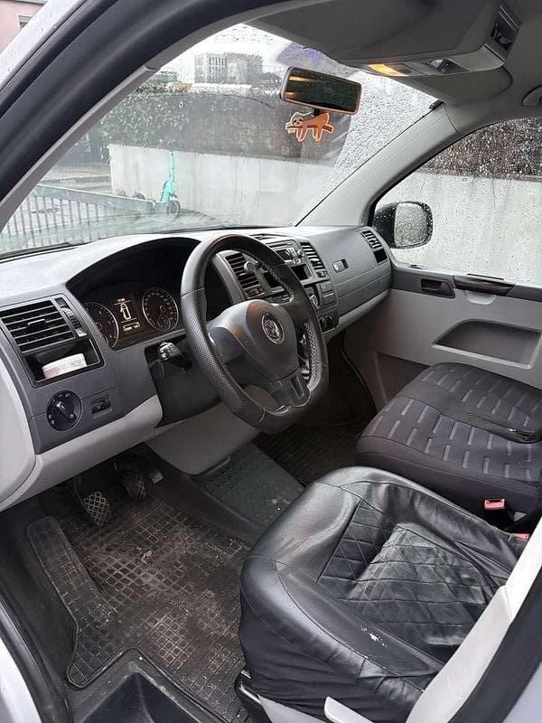 Gebraucht VW T5 Trendline 114 PS (83 kW) 2014 Van