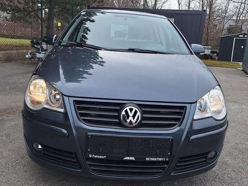 Gebraucht VW Polo Family 54 PS (39 kW) 2005 Grau Kleinwagen