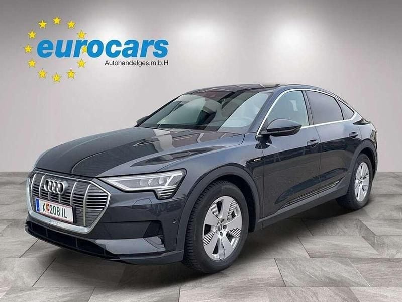 Grau Gebraucht 2020 Audi e-tron Business SUV | € 39.800 - Bild 1/4
