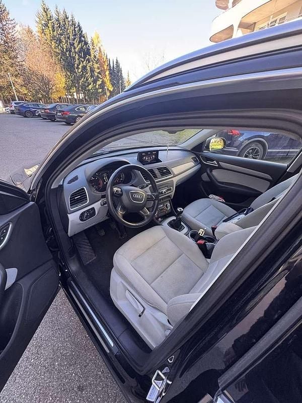 Gebraucht Audi Q3 140 PS (102 kW) 2012 Schwarz SUV