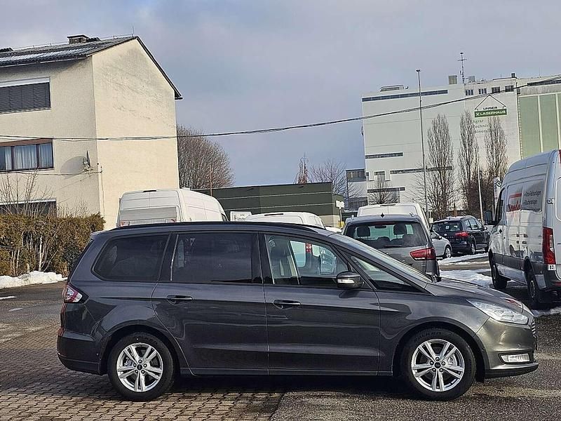 Gebraucht Ford Galaxy Titanium 150 PS (110 kW) 2018 Grau Van / Kleinbus