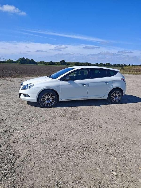 Gebraucht 2014 Lancia Delta Gold Kleinwagen | € 7.500 - Bild 1/4