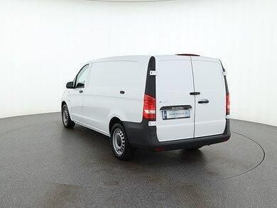 Gebraucht Mercedes e-Vito 85 kW (116 PS) 2023 Weiß Van / Kleinbus