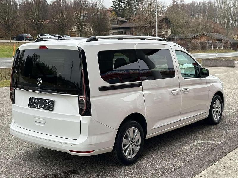 Gebraucht VW Caddy Maxi 122 PS (89 kW) 2022 Weiß Van / Kleinbus