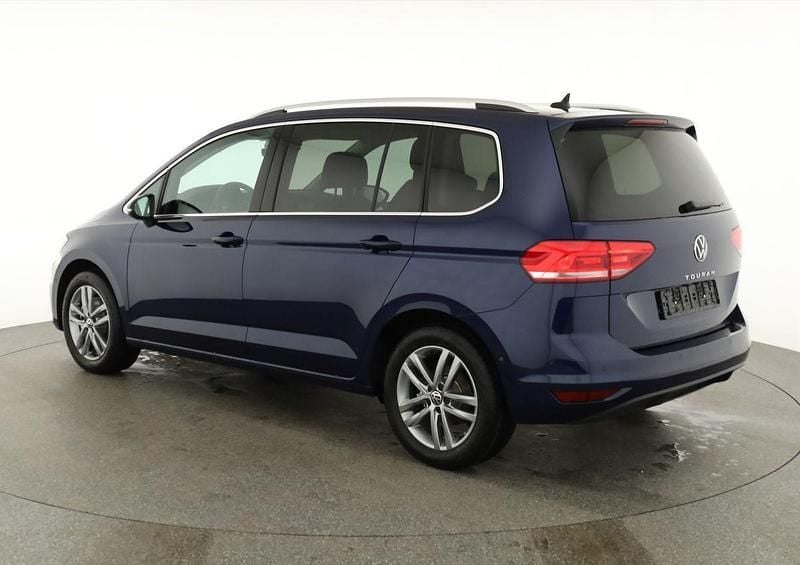 Neu VW Touran Comfortline 150 PS (110 kW) 2025 Van / Kleinbus