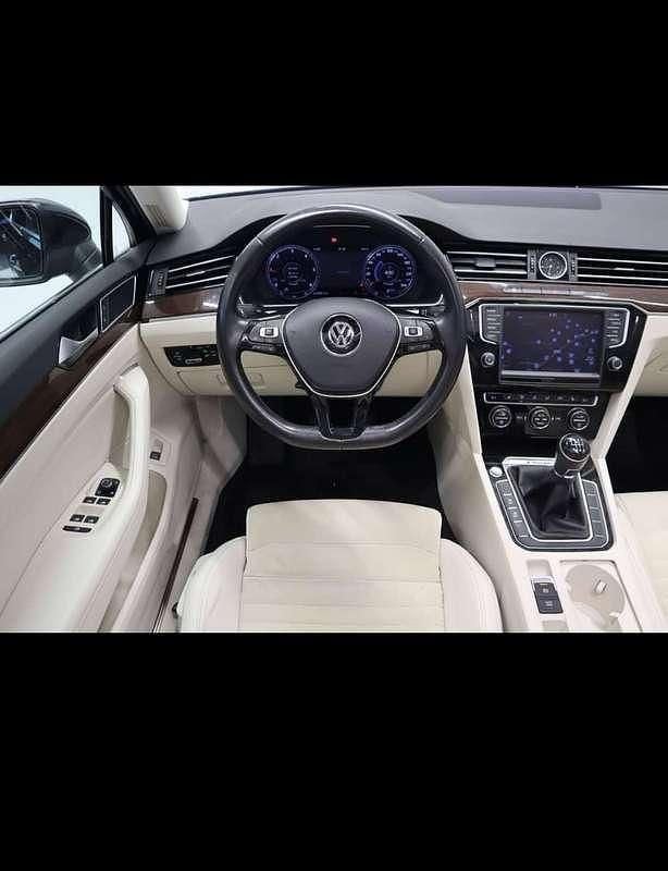 Gebraucht VW Passat Trendline 150 PS (110 kW) 2016 Kombi