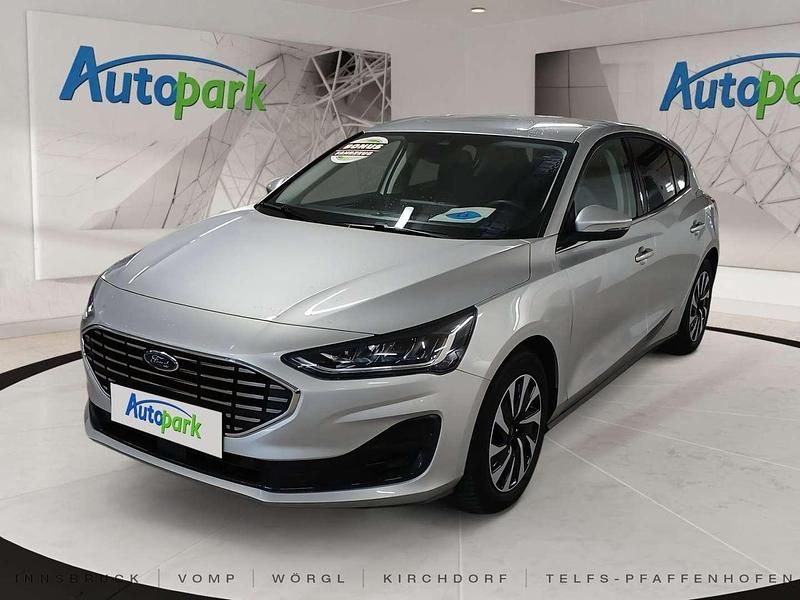 Silber Gebraucht 2024 Ford Focus Titanium X Limousine | € 21.990 (Fairer Preis) - Bild 1/4