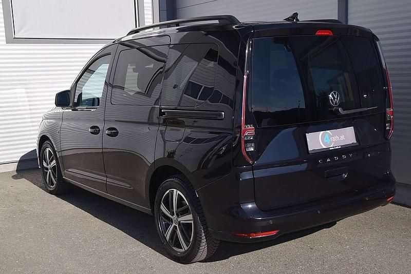 Gebraucht VW Caddy Move 122 PS (89 kW) 2021 Schwarz Van / Kleinbus