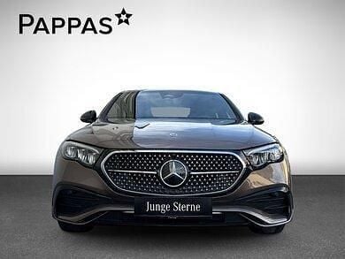 Gebraucht Mercedes E200 204 PS (150 kW) 2024 Braun Limousine