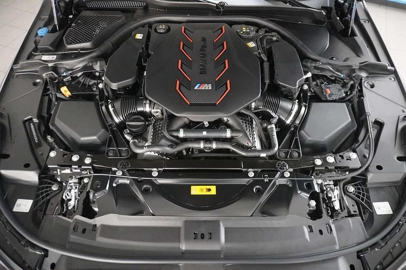 Gebraucht BMW M5 Shadowline 728 PS (535 kW) 2025 Sophistograu brillanteffekt Kombi