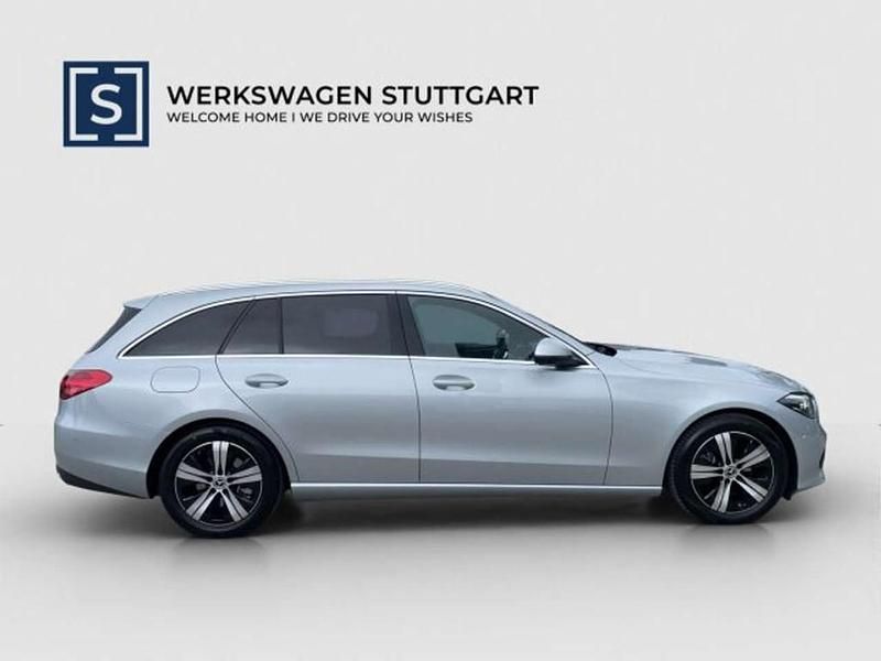 Gebraucht Mercedes C220 Avantgarde 197 PS (144 kW) 2024 Silber Kombi