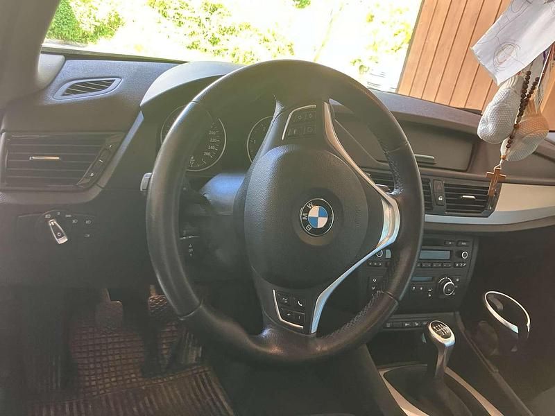 Gebraucht BMW X1 143 PS (105 kW) 2014 Weiß SUV