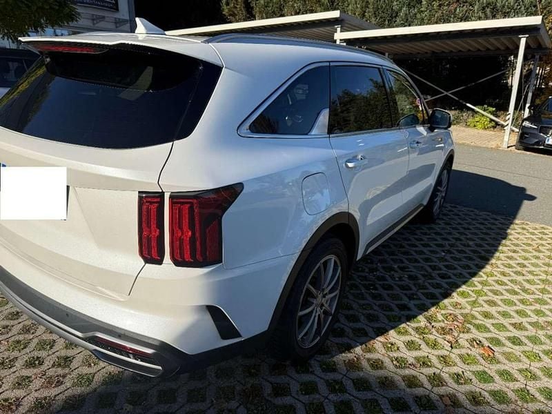 Gebraucht Kia Sorento Gold 180 PS (132 kW) 2022 Weiß SUV