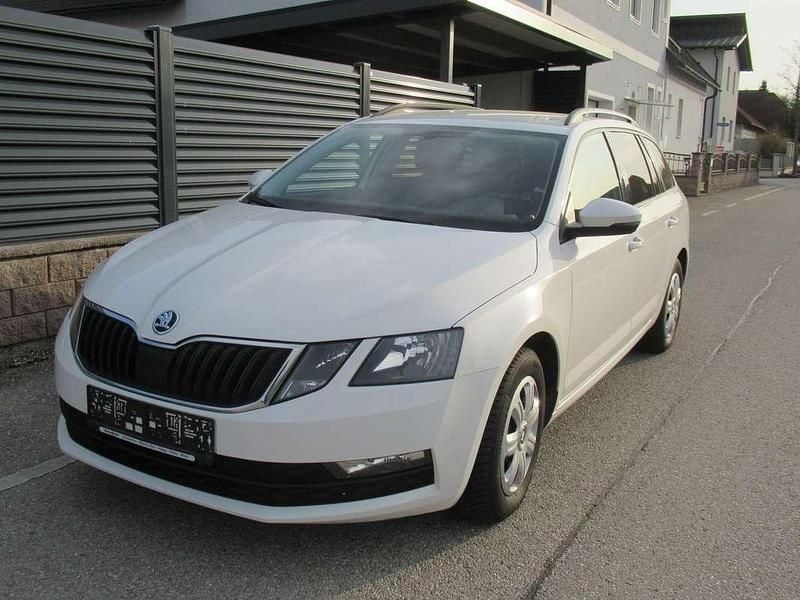 Gebraucht Skoda Octavia Ambition 116 PS (85 kW) 2018 Weiß Kombi