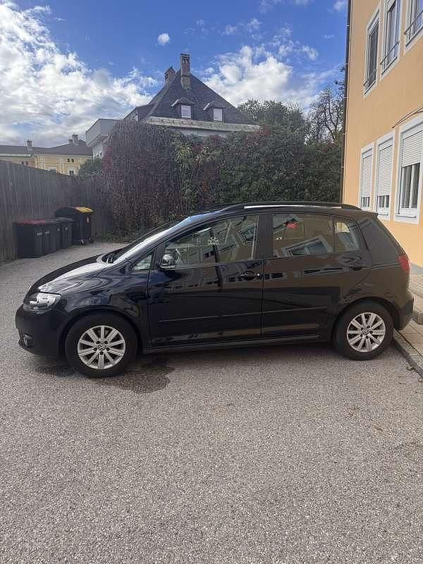 Gebraucht VW Golf VII 105 PS (77 kW) 2012 Limousine