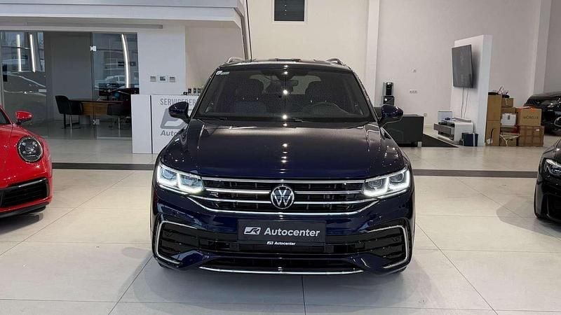 Gebraucht VW Tiguan Allspace R-line 190 PS (139 kW) 2023 Blau SUV