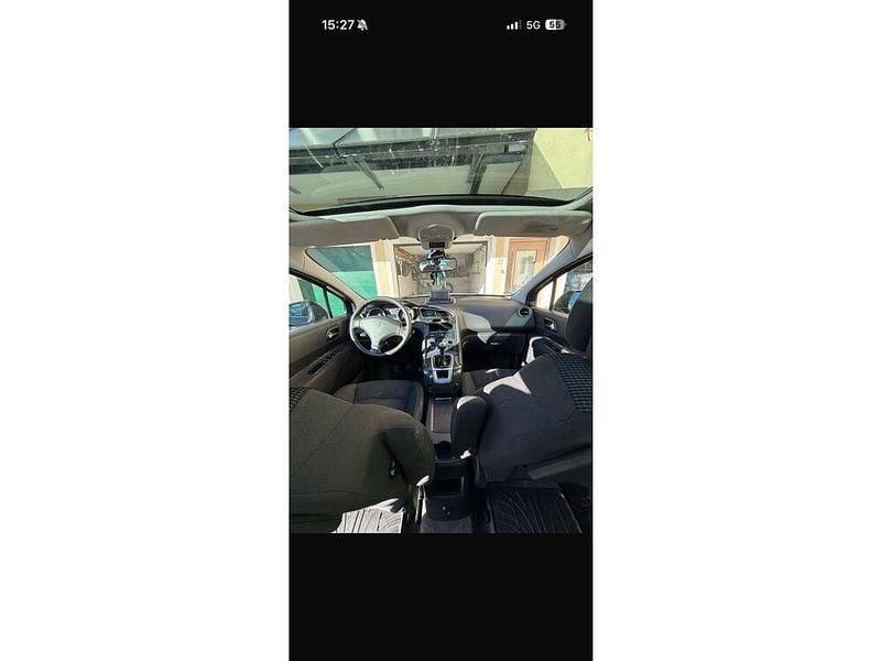 Gebraucht Peugeot 5008 112 PS (82 kW) 2012 Van / Kleinbus