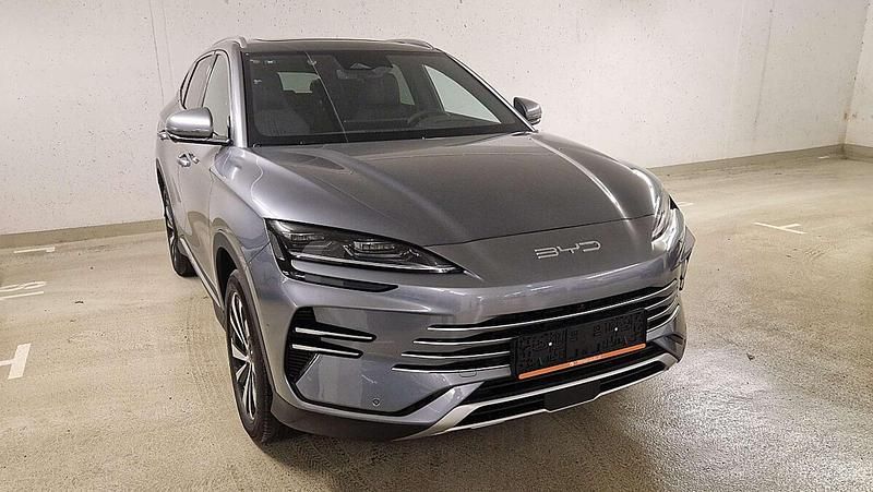 Neu BYD Seal U Design 324 PS (238 kW) 2025 Grau SUV