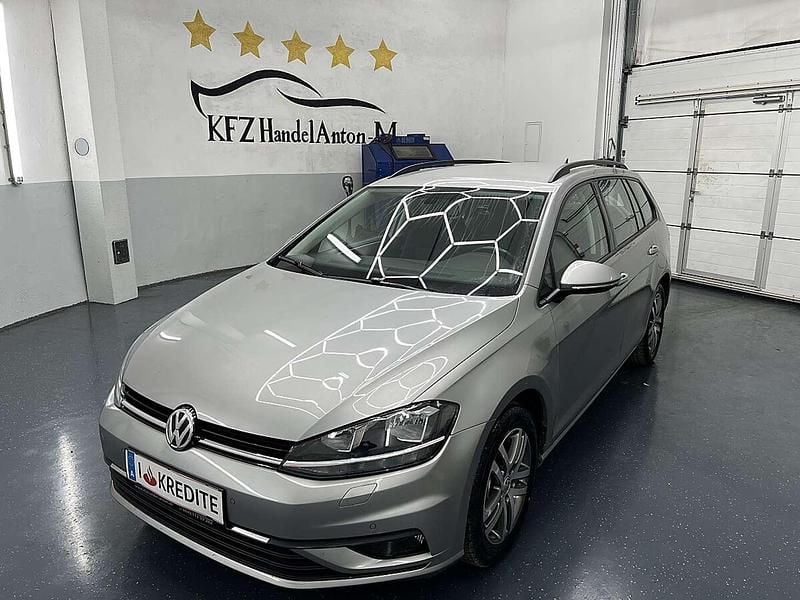 Gebraucht VW Golf VII Highline 116 PS (85 kW) 2018 Grau Limousine