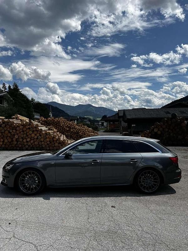 Gebraucht Audi A4 Design 190 PS (139 kW) 2016 Grau Kombi