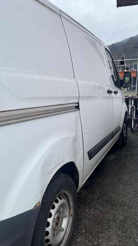 Gebraucht Ford Transit Custom Basis 125 PS (91 kW) 2016 Weiß Van / Kleinbus