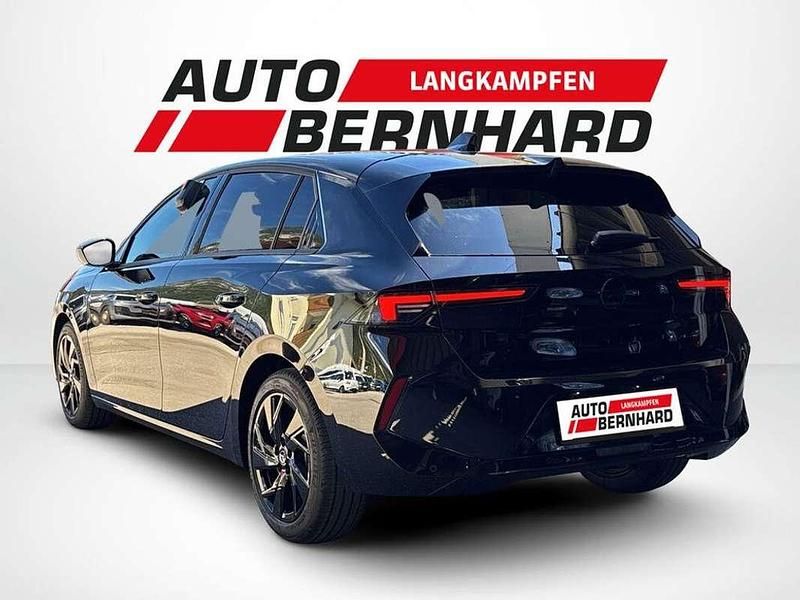 Neu Opel Astra 131 PS (96 kW) 2025 Schwarz Limousine