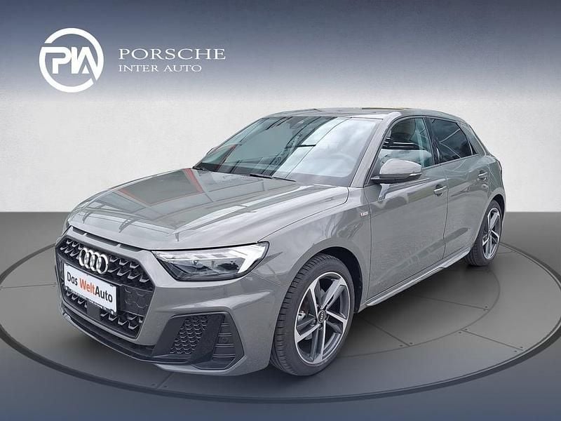 Mittelgrau metallic Gebraucht 2025 Audi A1 Sportback S-Line Kleinwagen | € 26.990 (Teuer) - Bild 1/4