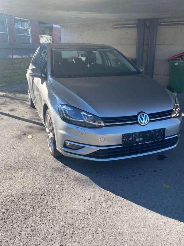 Gebraucht VW Golf VII 150 PS (110 kW) 2017 Silber Limousine
