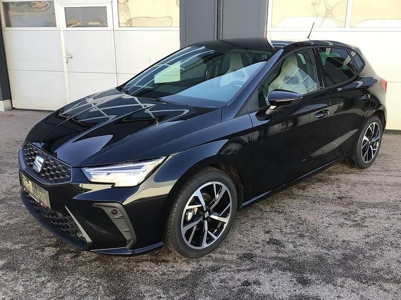 Neu Seat Ibiza FR 95 PS (69 kW) 2026 Schwarz  metallic Kleinwagen