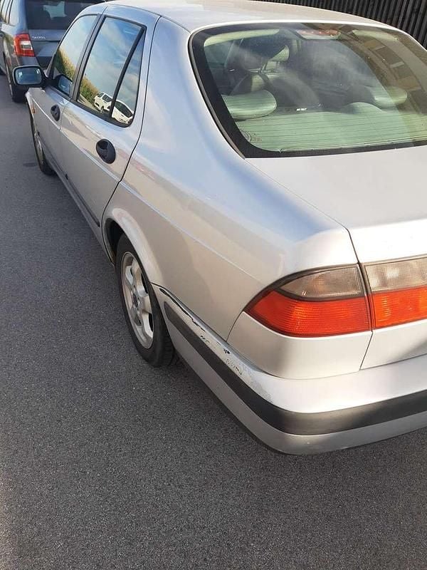 Gebraucht Saab 9-5 150 PS (110 kW) 2000 Silber Limousine