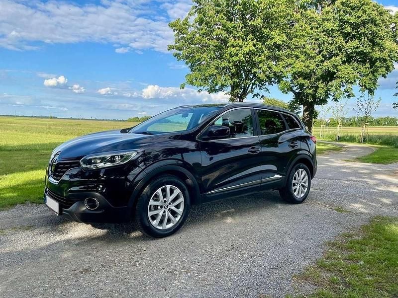 Gebraucht Renault Kadjar Zen 110 PS (80 kW) 2015 Schwarz SUV