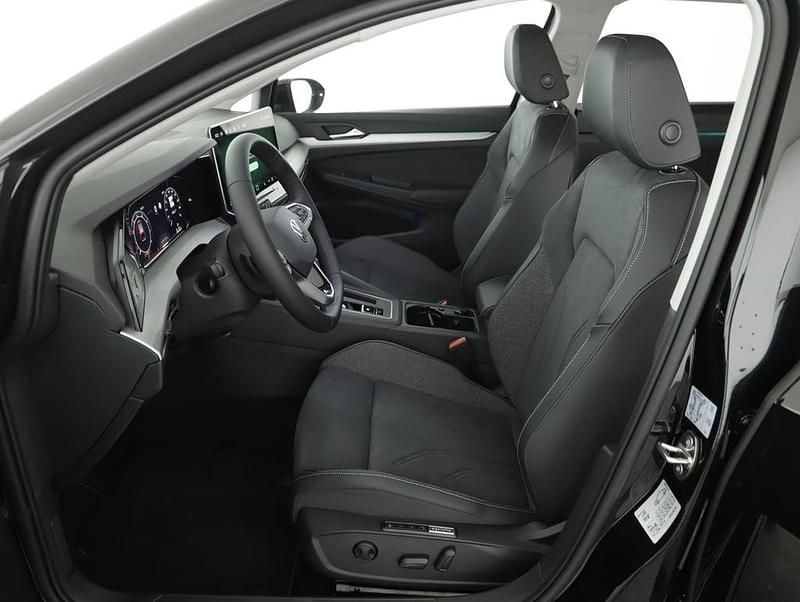 Gebraucht VW Golf VIII Business 116 PS (85 kW) 2025 Schwarz  metallic Kombi