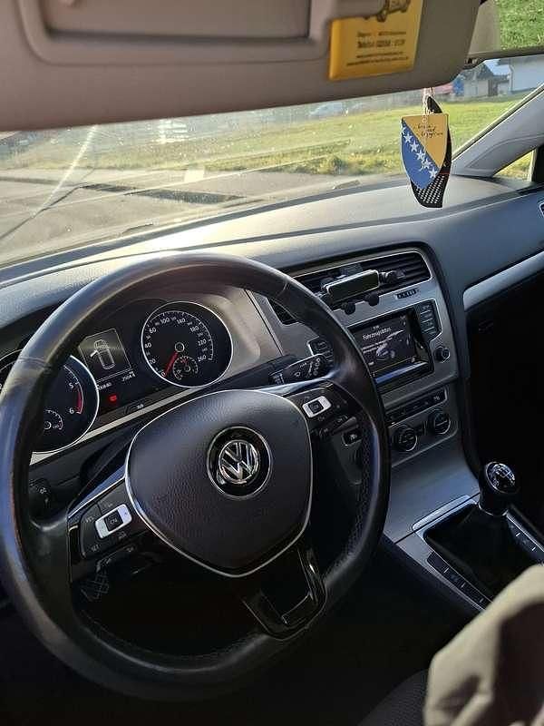 Gebraucht VW Golf VII Comfortline 110 PS (80 kW) 2014 Kombi