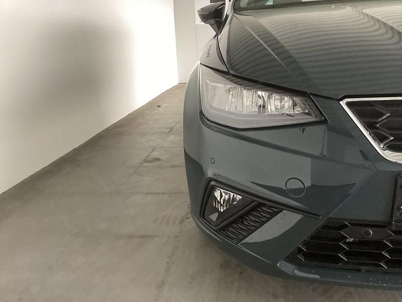 Neu Seat Ibiza FR 95 PS (69 kW) 2025 Dunkelblau  normal Kleinwagen