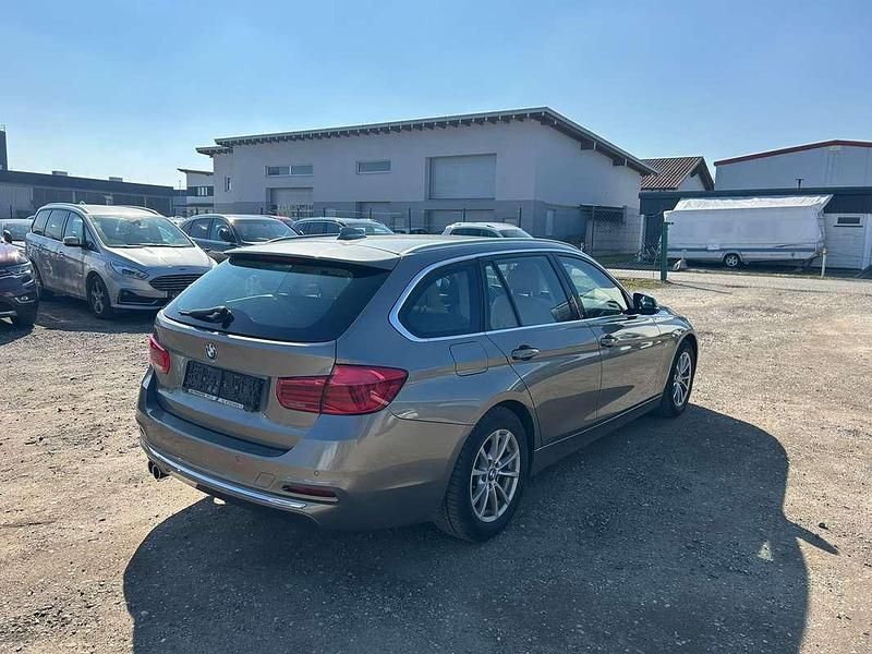 Gebraucht BMW 320 Luxury Line 190 PS (139 kW) 2016 Grau Kombi