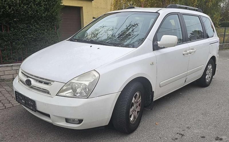 Gebraucht 2007 Kia Carnival Active Van / Kleinbus | € 1.100 - Bild 1/4